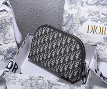 Load image into Gallery viewer, Christian Dior 30 Montaigne Beauty Pouch
