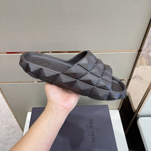 Load image into Gallery viewer, Valentino Roman Stud Turtle  Slide
