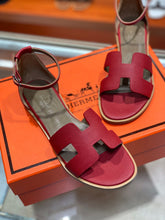 Load image into Gallery viewer, Hermes Santorini Sandals

