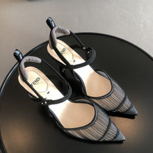 Load image into Gallery viewer, Fendi Colinri Slingback Heels
