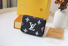 Load image into Gallery viewer, Louis Vuitton Zippy Coin Purse
