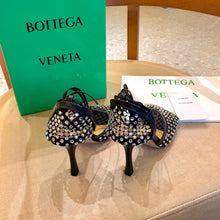 Load image into Gallery viewer, Bottega Veneta Stretch Heels
