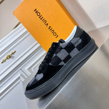 Load image into Gallery viewer, Louis Vuitton Ollie Sneakers

