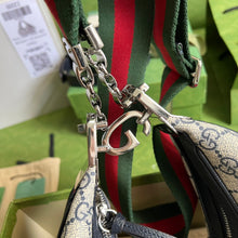 Load image into Gallery viewer, Gucci Attache Medium Shoulder Bag
