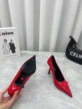 Load image into Gallery viewer, Versace  La Medusa Naplak Pumps
