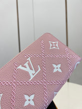 Load image into Gallery viewer, Louis Vuitton Zippy Wallet
