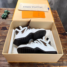 Load image into Gallery viewer, Louis Vuitton Archlight 2.0 Platform Sneakers
