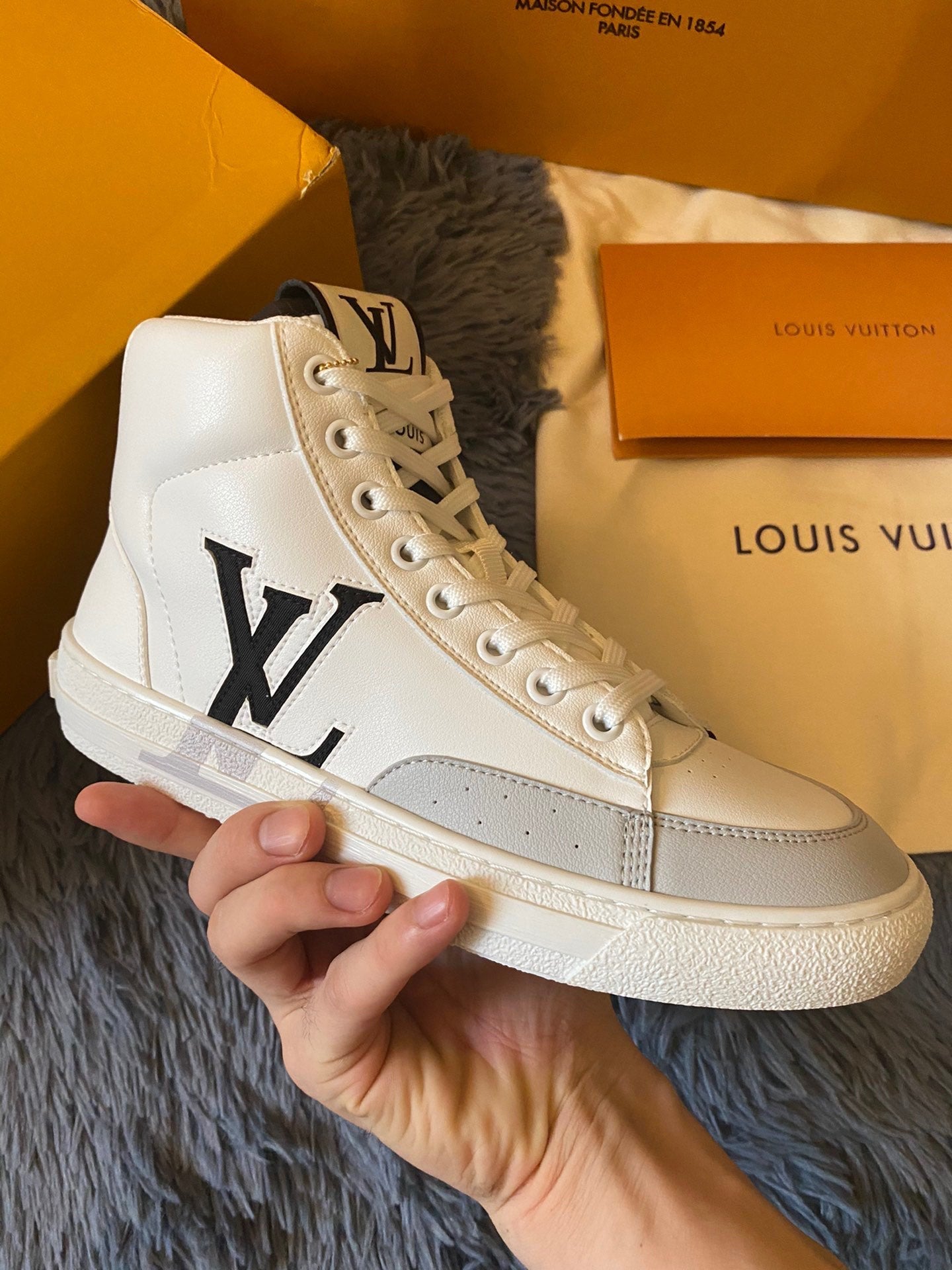 Louis Vuitton Charlie Sneaker Boot Cacao. Size 38.0
