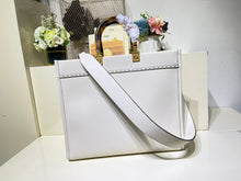 Load image into Gallery viewer, Fendi Sunshine Shopper Medium Bag
