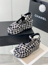 Load image into Gallery viewer, Chanel Platform Sandals
