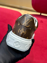 Load image into Gallery viewer, Louis Vuitton Time Out Sneakers
