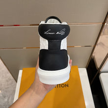 Load image into Gallery viewer, Louis Vuitton Ollie  Sneakers
