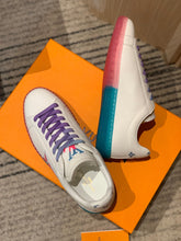 Load image into Gallery viewer, Louis Vuitton Luxembourg  Samothrace Sneakers
