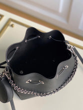 Load image into Gallery viewer, Louis Vuitton Bella Bag
