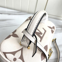 Load image into Gallery viewer, Louis Vuitton Vanity PM Bag - LUXURY KLOZETT
