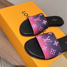 Load image into Gallery viewer, Louis Vuitton Lock it flat Mule
