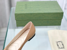 Load image into Gallery viewer, Gucci Ballet Flat with Double G
