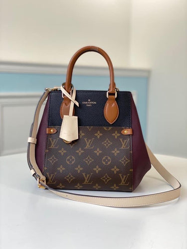 Louis Vuitton Fold Tote PM - LUXURY KLOZETT