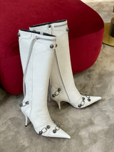 Load image into Gallery viewer, Balenciaga Cagole 90MM Boots
