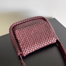 Load image into Gallery viewer, Bottega Veneta Cobble Shoulder Bag
