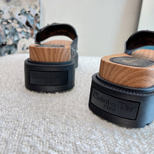 Load image into Gallery viewer, Christian Dior Diorquake Strap Slide
