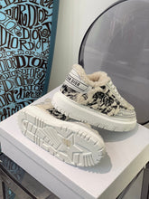 Load image into Gallery viewer, Christian Dior Addict Sneakers
