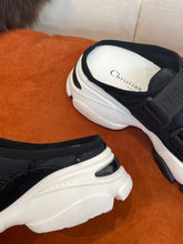 Load image into Gallery viewer, Christian Dior D Wander Sneakers

