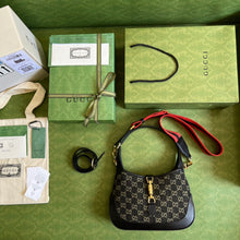 Load image into Gallery viewer, Gucci Jackie 1961 Small Shoulder Bag
