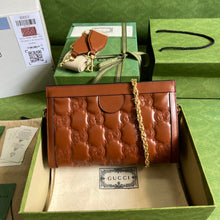 Load image into Gallery viewer, Gucci GG  Matelasse Leather Shoulder Bag
