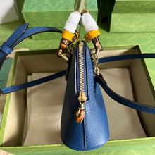 Load image into Gallery viewer, Gucci  Diana Mini Tote Bag
