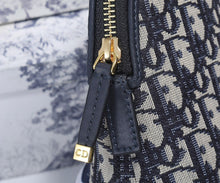Load image into Gallery viewer, Christian Dior 30 Montaigne Beauty Pouch
