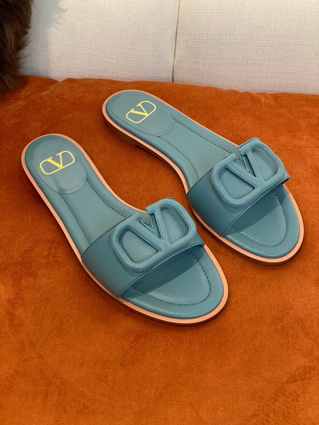 Valentino Vlogo Signature Flat Slide