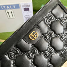 Load image into Gallery viewer, Gucci GG  Matelasse Leather Shoulder Bag
