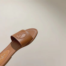Load image into Gallery viewer, Louis Vuitton Lock it flat Mule
