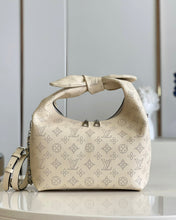 Load image into Gallery viewer, Louis Vuitton Why Knot MM Bag

