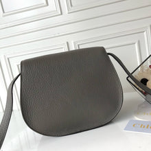 Load image into Gallery viewer, Chloe Marcie Small Saddle  Bag
