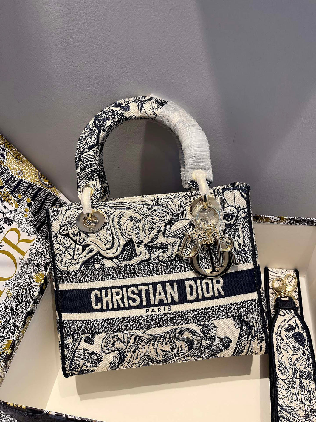 Christian Dior Medium Lady D Lite Bag