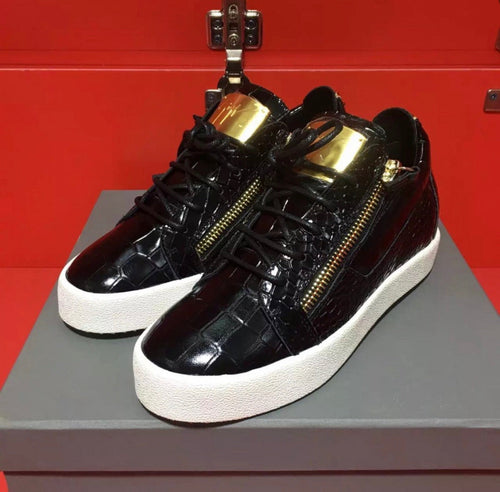 Giuseppe Zanotti - LUXURY KLOZETT