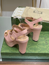 Load image into Gallery viewer, Gucci Platform Sandal With Horsebit
