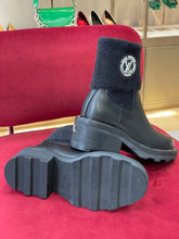 Load image into Gallery viewer, Louis Vuitton Beaubourg  Ankle Boots
