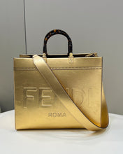 Load image into Gallery viewer, Fendi Sunshine Shopper Meduim Bag
