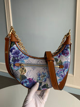 Load image into Gallery viewer, Louis Vuitton Loop Bag
