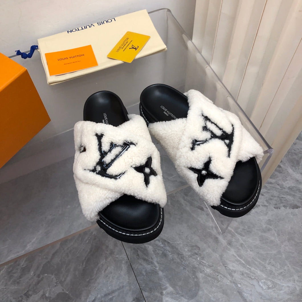 Louis Vuitton Paseo Flat Comfort  Mule
