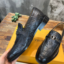 Load image into Gallery viewer, Louis Vuitton Loafer
