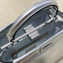 Load image into Gallery viewer, Fendi Peekaboo Mini Bag
