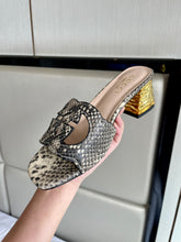 Load image into Gallery viewer, Gucci Interlocking G   Cut-out Sandal
