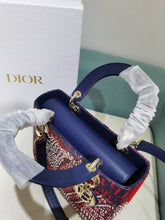 Load image into Gallery viewer, Christian Dior Medium Lady D Lite Bag
