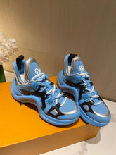 Load image into Gallery viewer, Louis Vuitton Archlight Sneaker
