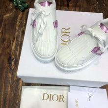 Load image into Gallery viewer, Christian Dior ID Sneakers
