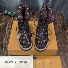 Load image into Gallery viewer, Louis Vuitton Pillow Comfort Ankle Boot
